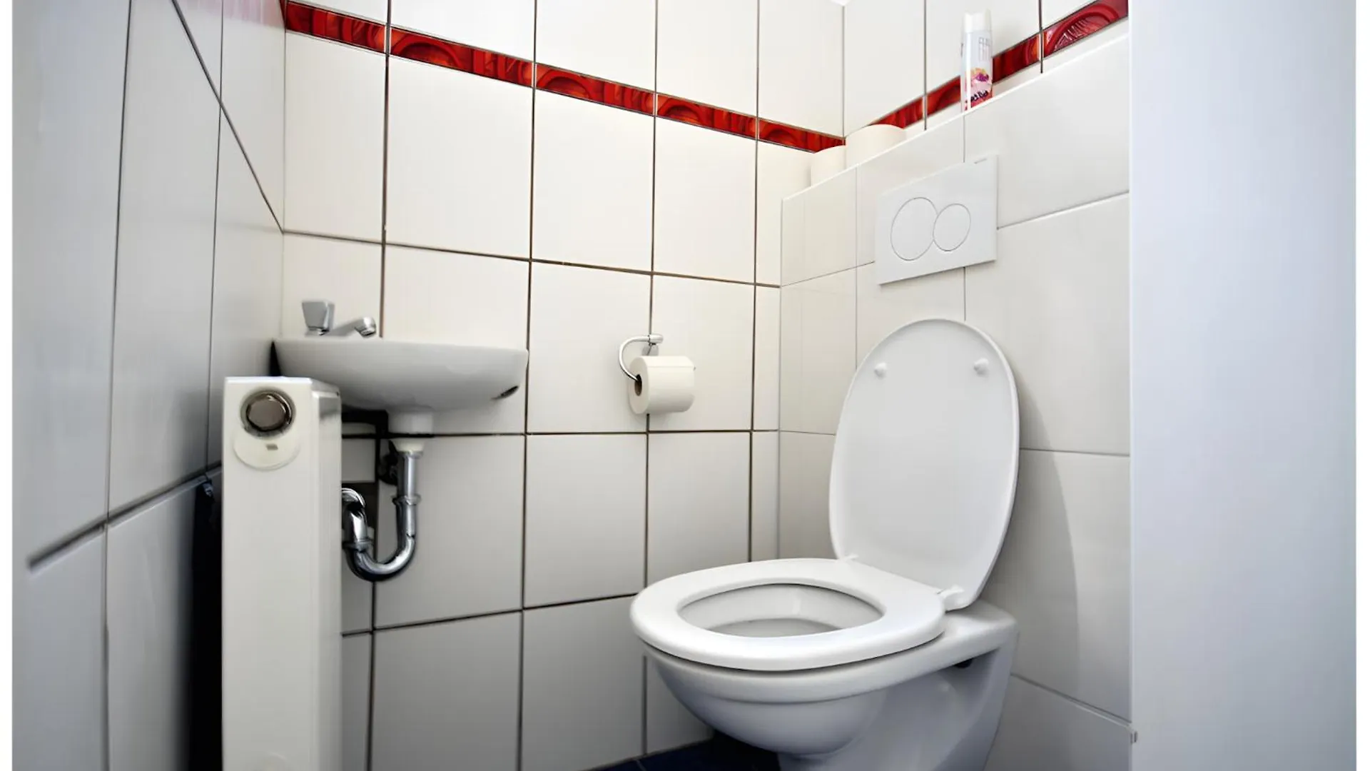 Modern Flat With 2 Rooms, Close To Schoenbrunn Vienna Apartment