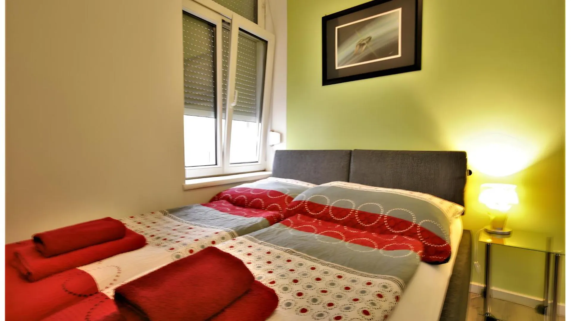 Apartment Modern Flat With 2 Rooms, Close To Schoenbrunn Vienna